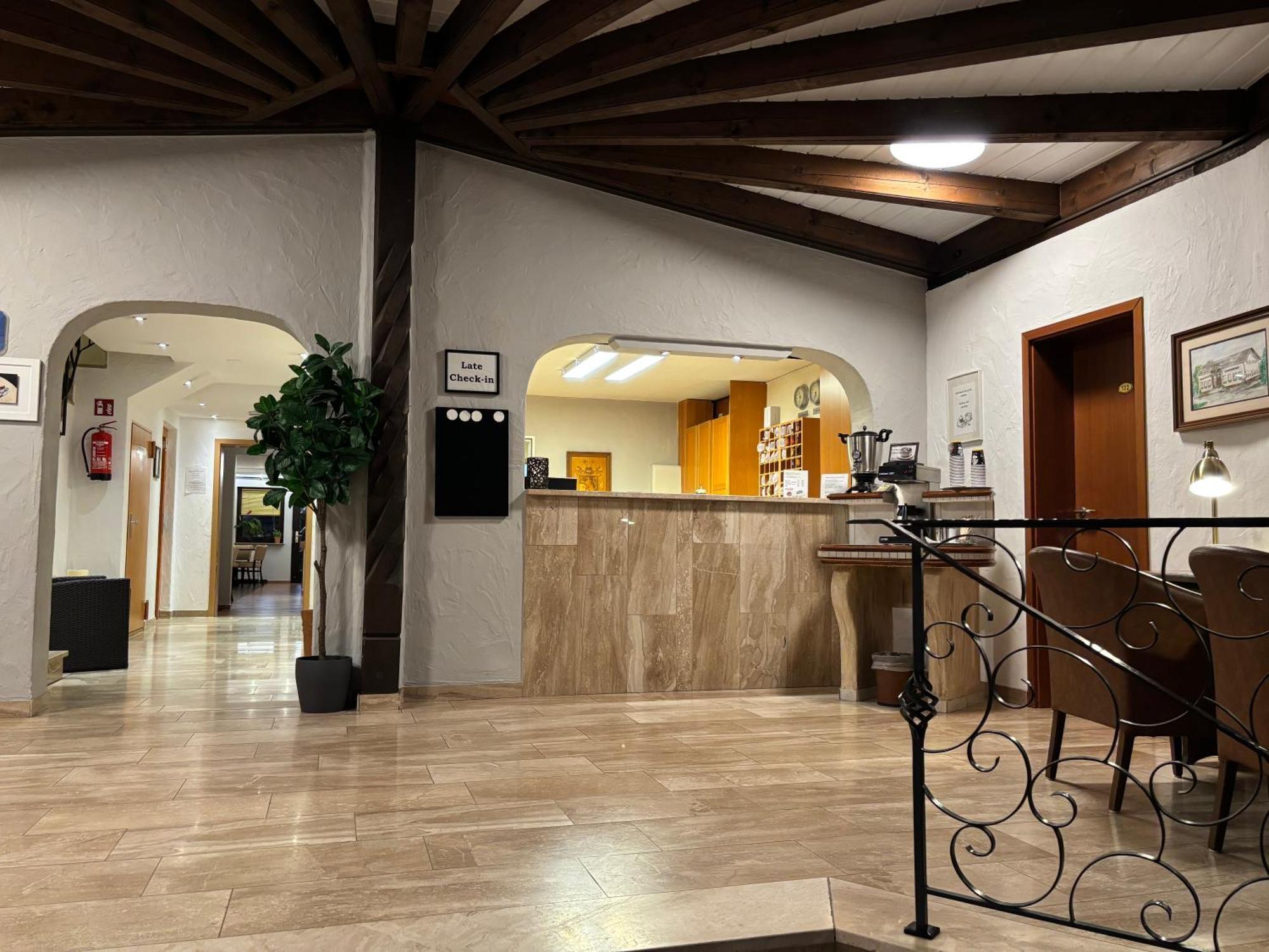 Hotel Pirsch Ramstein-Miesenbach Εξωτερικό φωτογραφία